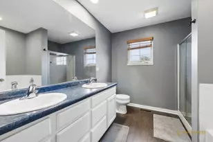 521 S Sheridan Rd, Lakemoor, IL 60051 - Photo 9