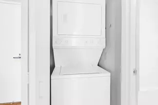 545 N Dearborn St, Chicago, IL 60654 - Photo 9