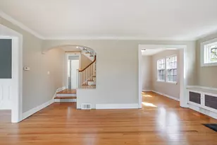 311 Temple Ave, Highland Park, IL 60035 - Photo 3