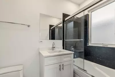 5138 Morse Avenue, Skokie, IL 60077 - Photo 21