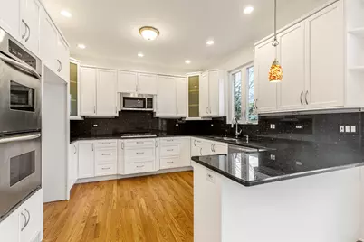 5138 Morse Avenue, Skokie, IL 60077 - Photo 11