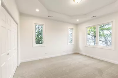 5138 Morse Avenue, Skokie, IL 60077 - Photo 17