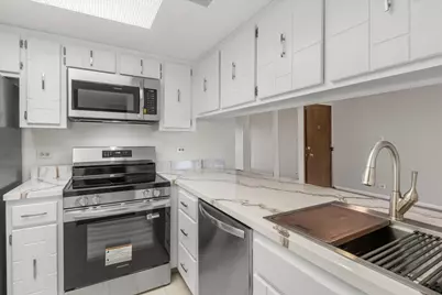 820 Elder Road #C411, Homewood, IL 60430 - Photo 3