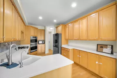 1028 Orchard Pond Court, Lake Zurich, IL 60047 - Photo 9