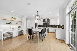 383 N Larch Ave, Elmhurst, IL 60126 - Photo 7