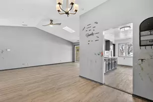 107 Walters Ln, Itasca, IL 60143 - Photo 11