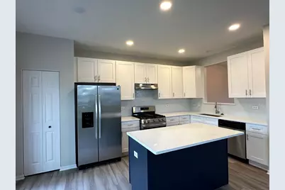 756 Panorama Court #756, Aurora, IL 60502 - Photo 7