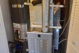 10541 Palos Pl, Palos Hills, IL 60465 - Photo 17