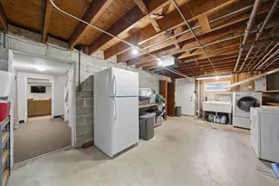 213 Country Club Rd, Chicago Heights, IL 60411 - Photo 37