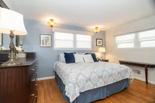 7650 Kenton Ave, Skokie, IL 60076 - Photo 11