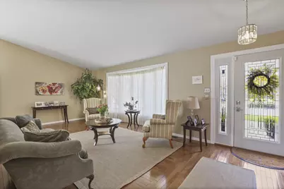17028 Redwood Court, Orland Hills, IL 60487 - Photo 3