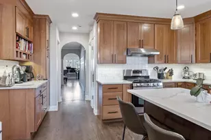 4823 W Argyle St, Chicago, IL 60630 - Photo 13
