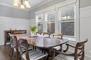 4823 W Argyle St, Chicago, IL 60630 - Photo 5