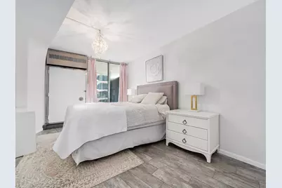 [Address not provided], Chicago, IL 60654 - Photo 13