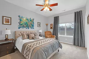 3117 N Karlov Ave, Chicago, IL 60641 - Photo 15