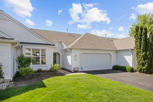 11286 Bellflower Ln, Huntley, IL 60142 - Photo 1