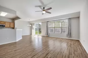 11286 Bellflower Ln, Huntley, IL 60142 - Photo 3