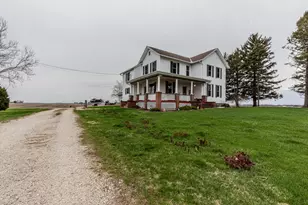16606 Backbone Rd, Princeton, IL 61356 - Photo 7