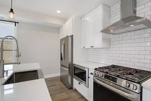 4013 N Pulaski Rd, Chicago, IL 60641 - Photo 9