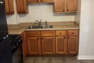 10917 Lloyd Dr, Worth, IL 60482 - Photo 5