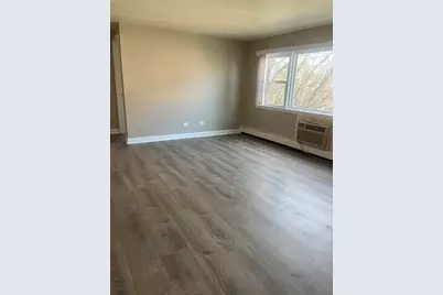 10917 Lloyd Drive #7, Worth, IL 60482 - Photo 3