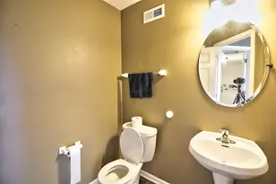 2378 Georgetown Cir, Aurora, IL 60506 - Photo 7