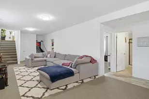 8566 S 83rd Ave, Hickory Hills, IL 60457 - Photo 27