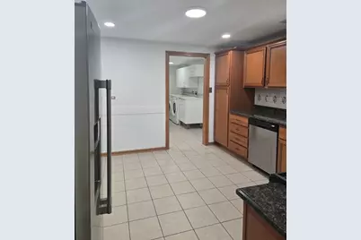 1832 W Weathersfield Way, Schaumburg, IL 60193 - Photo 15