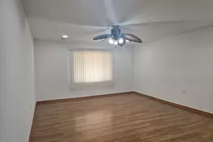 1832 W Weathersfield Way, Schaumburg, IL 60193 - Photo 17