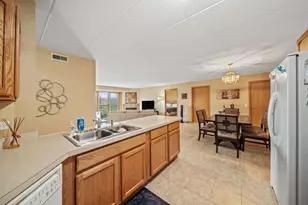 6870 W Winding Trail, Oak Forest, IL 60452 - Photo 9