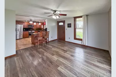 2472 W Red Oak Road, Freeport, IL 61032 - Photo 19