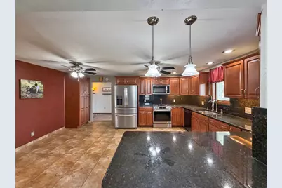 2472 W Red Oak Road, Freeport, IL 61032 - Photo 13