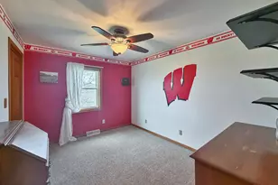 2472 W Red Oak Rd, Freeport, IL 61032 - Photo 35