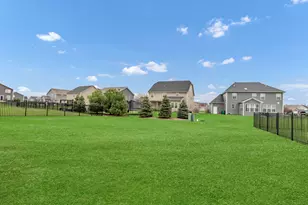 305 Cronin Blvd, Shorewood, IL 60404 - Photo 29