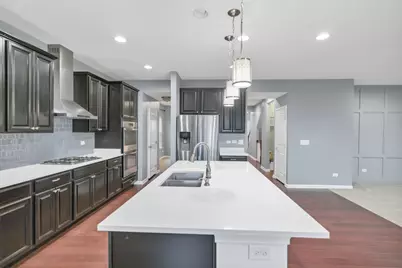 305 Cronin Boulevard, Shorewood, IL 60404 - Photo 7