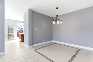 200 Tanglewood Dr, Glen Ellyn, IL 60137 - Photo 5