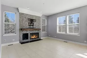 200 Tanglewood Dr, Glen Ellyn, IL 60137 - Photo 11