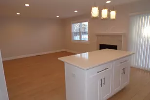 [Address not provided], Crystal Lake, IL 60014 - Photo 7