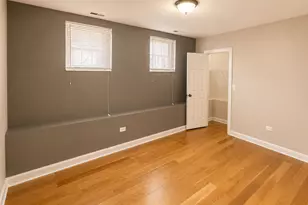 4207 S Indiana Ave, Chicago, IL 60653 - Photo 13