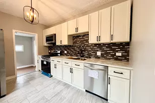 7945 S Perry Ave, Chicago, IL 60620 - Photo 29