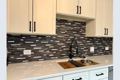 7945 S Perry Avenue, Chicago, IL 60620 - Photo 5