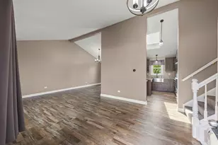 2217 Manico Dr, Crest Hill, IL 60403 - Photo 3