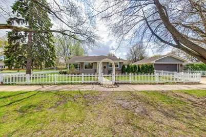 2115 E Miner Street, Arlington Heights, IL 60004 - Photo 1