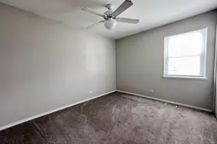 2450 Devonshire Ct, Aurora, IL 60502 - Photo 13