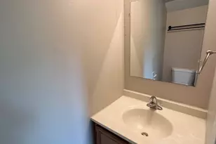 2450 Devonshire Ct, Aurora, IL 60502 - Photo 11