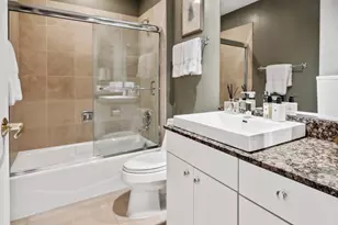 445 E North Water St, Chicago, IL 60611 - Photo 21