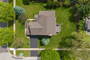 2412 Wild Timothy Rd, Naperville, IL 60564 - Photo 37