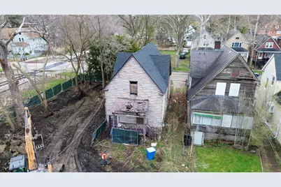 12108 S Parnell Avenue, Chicago, IL 60628 - Photo 11