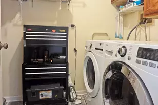 111 Autumn Ct, Buffalo Grove, IL 60089 - Photo 23