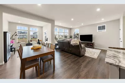 2220 Weatherbee Lane, Naperville, IL 60563 - Photo 9